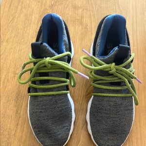Stylish Women’s Gray and Lime Sneakers